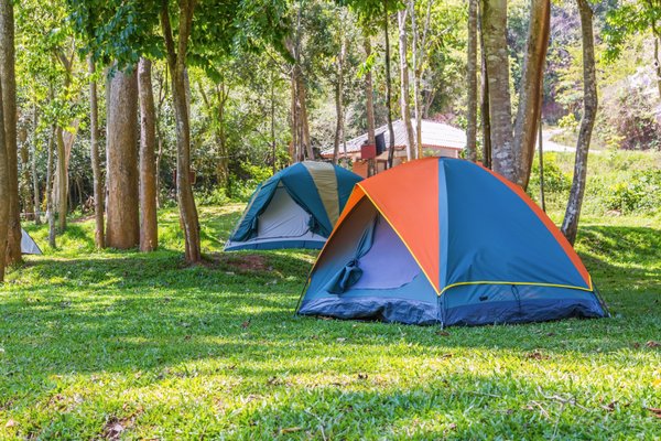 Camping puy de dôme : vivez une expérience inoubliable en pleine nature