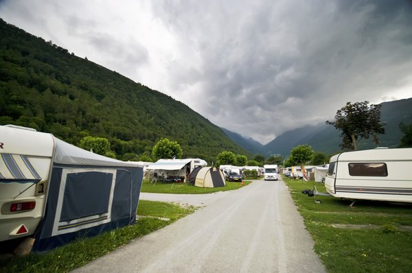 Découvrez nos campings au cœur du pays basque avec toboggan aquatique