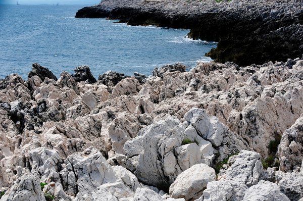 Quels sont les campings avec parc aquatique les plus populaires dans le Var ?